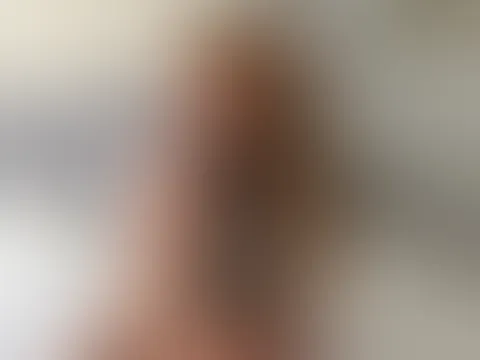 viel zu heiß draußen oder ? Bleiben wir im Bett ? 🤤💦