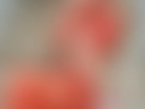 27 cm Dildo F**k im Treppenhaus mit mega S****t 💦