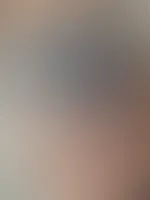 Gefällt dir meine süße, gepiercte P***y? 😉✨