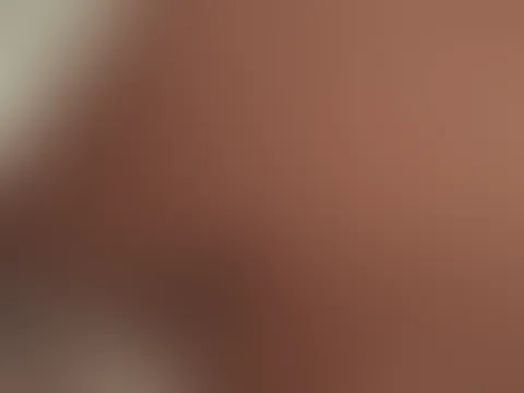 Ein kleiner Blick unterm Shirt und du vergisst alles um dich herum… ðŸ’
