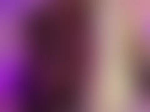 Das Wochenende wird heißer als gedacht...🔥😉 Wer hat Lust, mit mir zu spielen? 😏✨