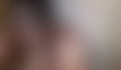 Macht es euch auch so geil wie mich zu sehen wie ich immer wieder als Toilette zu dienen habe? Wie sein geiler #NS über mich läuft und er sich in und auf mir entleert. Mir seinen geilen #Natursekt zum