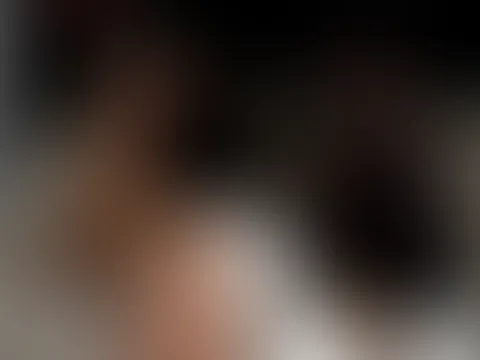Erst tanze ich und dann lege ich mich in meinem sexy Outfit vor dir aufs Bett