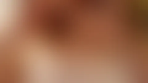 Du stehst auf meine Achseln und Füße... 😏.... dann schau dir meine Feed an 🔥