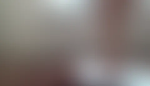 Ich habe einen User bestraft und springe im stehen immer wieder mit meinen blanken Füßen auf seinen S*****z man hört wie er immer und wieder geil stöhnt!😉😱🍆 ( gefällt dir so ein Fetisch)🥵🥵🥵🍆😱�
