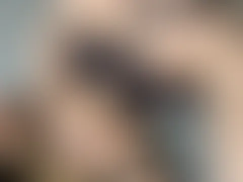 Ich schiebe mir den Dildo in meine Totze
