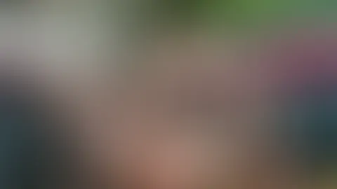 Squirting dildo -> I’m squirting on my arse