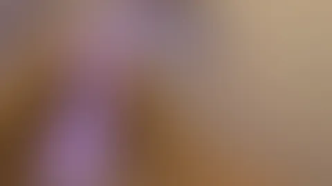 Ich hab richtig Bock, dass du meine lackierten Zehennägel leckst