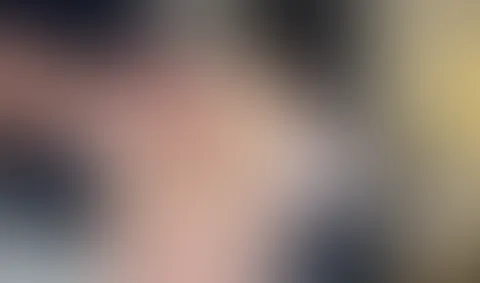 Mit Analplug gef**kt