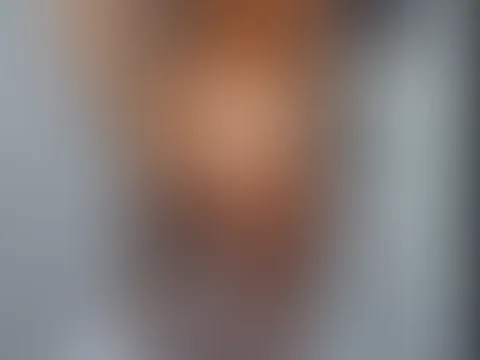Willst du mich nicht in der Dusche besuchen und mich von hinten ran nehmen