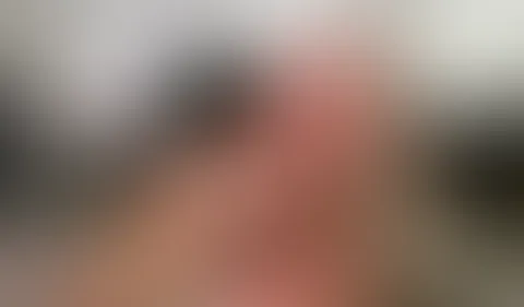 Der geilste Footjob! Spritz mir dann ins Gesicht