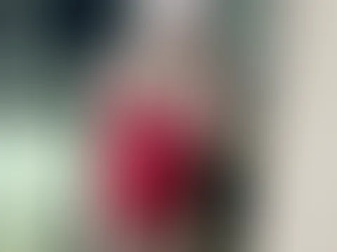 Grade neue Bilder für dich gemacht❤️ in meinem geilen roten Lack/Latex Body😏