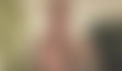 Naaaa kommst du mit mir in die 🔥 Badewanne? Wenn du mehr willst gibt es im Chat ein 5 min 📽️exklusiven VIP content also schreib #VIP schnell sein lohnt sich🤫💦