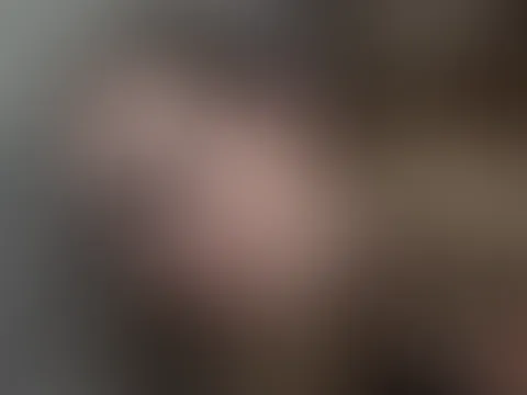 One-Night-Stand im Trenchcoat überrascht