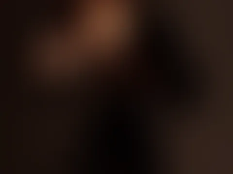 Ich bin heute besonders verführerisch … so anziehend, dass man mich am liebsten berühren möchte, schon allein mit einem Blick 😈 Komm näher – und vielleicht halte ich dich heute Nacht wach 🔥