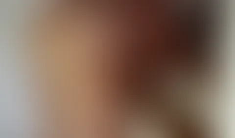 Hängetitten, Achselhaare, Pferdearsch und pelzige M****i 😜 Wenn ich als Nudistin und alleinerziehende Milf, nackt putze ist alles zu sehen 🔥