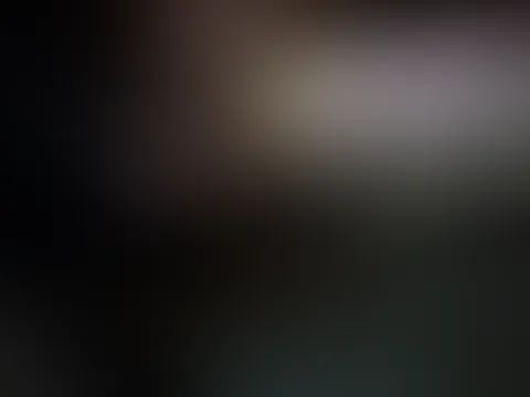 Da werde ich einfach um 5 uhr geweckt, mit P***o und einem divken S*****z ,zieh mir schnell was an und die P***y ist direkt nass . 🔥💦🍆