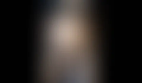 Mit Glasdildo bis zum Orgasmus gef**kt!