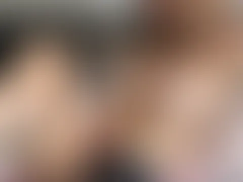Dildo Spiele mit geilen Orgasmus
