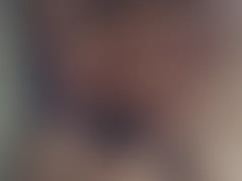 Beine breit und bereit 🔥 So warte ich auf dich. 😘 #p***y #m****i #f***e #schenkel #milf #single #busch #pelz #kitzler