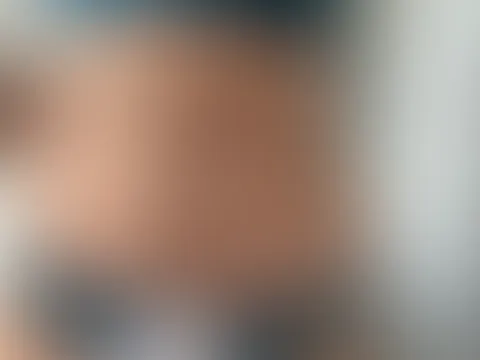 Montagmorgen und ich mache es dir direkt schwer, dich zu konzentrieren 😈