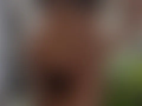 Schau dir an wie ich nach dem duschen meinen Bikini anziehe🔥 hol dir das Video dazu