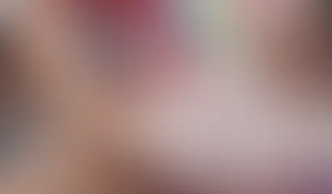 Sandra hat mir ein video geschick wie sie es sich besorgt 🤤 als ich es gesehn habe musste ich mir auch gleich mal meine f***e streicheln ðŸ¤ðŸ˜ˆ