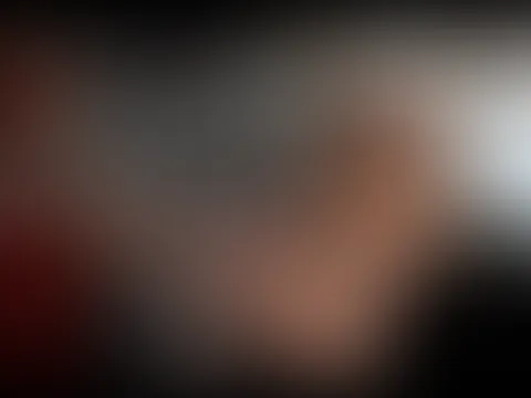 Wieder ein Ausblick in ein neues Video! Hardcore BDSM. Ich war wieder beim Shibari Meister und wurde diesmal nicht nur von meinem Meister hart benutztđ Gönn dir diesen Teaser als Abonnent kostenlos