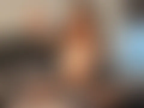SCHWANZGIERIGES SELFIE-GIRL will deine Spermaladung!