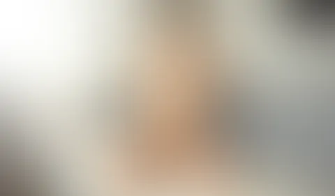 Eingeölt, gefingert und plötzlich unerwartet mein ERSTER S****T!
