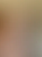 Today’s my birthday 🎁, so I’m treating my feed subscribers to a bit of sunshine and a huge dose of smiles ☺️ – in the best daylight, you can take sexy photos like these in your underwear