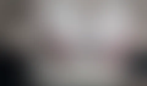 Viel Öl und dicke Titten