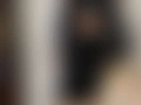 Bin los, um ein paar Dinge zu erledigen⊠đââïž Aber zuerst: gebt einen Like, wenn euch mein Look heute gefĂ€llt đ Na, wie findet ihr ihn?
