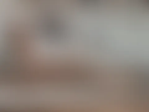 Selbstbefriedigung liegend im Bett in meinem schönen Tanga
