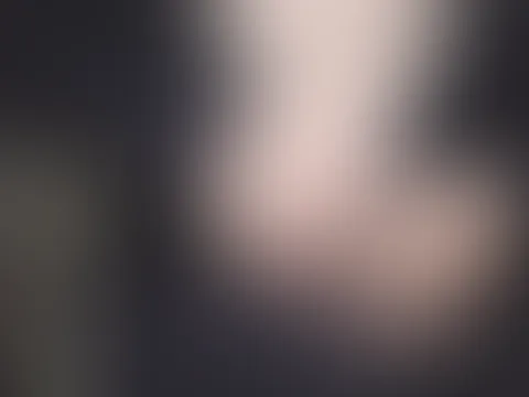 Stell dir vor du frägst mich ob ich mit dir biken möchte und ich zihe das an und habe nichts drunter  wie würdest du reagieren würdest du mich gleich von hinten doggy nehmen ?