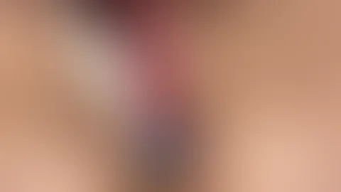 Fun with a butt plug, love balls and the Satisfyer