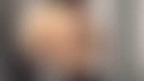 Der Mann, der mich bedient, verschwendet keine Zeit mit unnötigen Fragen.