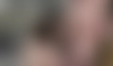 Blowjob mit abspriten auf die Titten