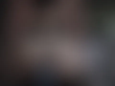 Ritt auf Dragondildo von hinten