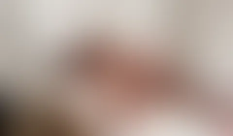OMG sie leckt meinen ersten C******e aus meiner F***e