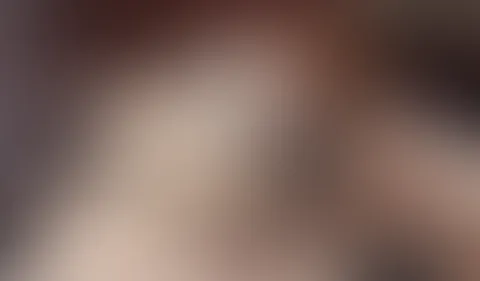 Wenn man im Thailand Urlaub von einem fanseven User geile Dickpics und Videos bekommt und so geil dabei wird das man es sich erst mal drauf besorgen muss 😜🚀 Wirklich geiler S*****z 🖤(Video 3:40min)
