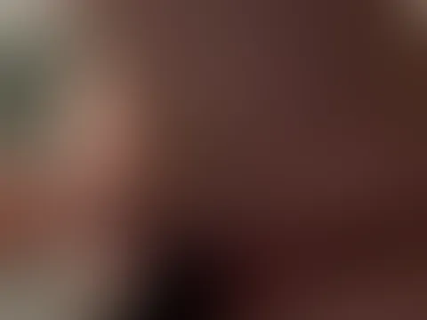 Meine M****i war schon so heiß und Feucht und ich wollte endlich das der Kerl mir seine Ladung gibt🥰