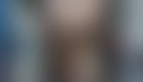 Weihnachtsfrau f**kt sich geil selber in der Badewanne mit einem Schwarzen Black Cock.đđ