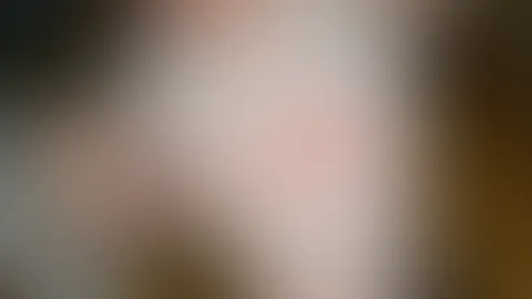 Guten Morgen… meine Gedanken sind jetzt schon nicht mehr ganz unschuldig. Und deine? 🔥🍑