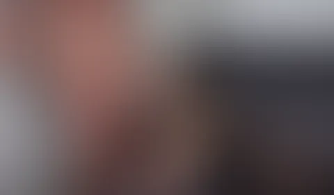 ALS F**KSTÜCK KOMPLETT AUSGELIEFERT!!! Mit Fesseln, Knebel und Augenbinde!