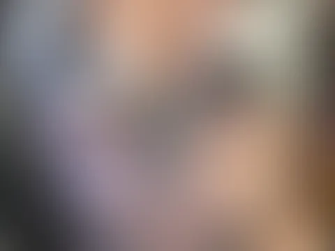 Titten fallen aus Bikinitop