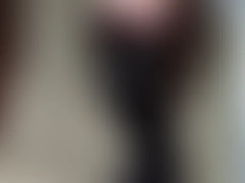 Ausgefallene Videos in ausgefallenen Outfits