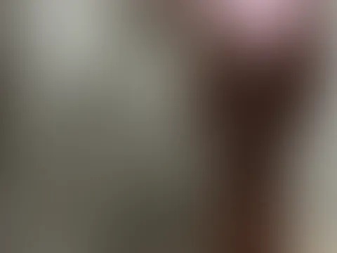 Den ganzen Tag am Beach mit Plug im geilen F**karsch… ob das jemand bemerkt hat?  Nun muss meine P***y und mein geiler F**karsch erst mal dran glauben… oh mein Gott hat mich das geil gemacht…