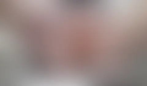 M****i fingern
