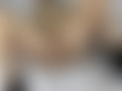 Ein kleiner, sündiger Vorgeschmack auf meinen Fotokalender 2026 🔥📸 Na, bringt dich dieser heiße Shot schon ein bisschen in Stimmung… oder wirst du etwa schon ganz spitz? 😏🔥